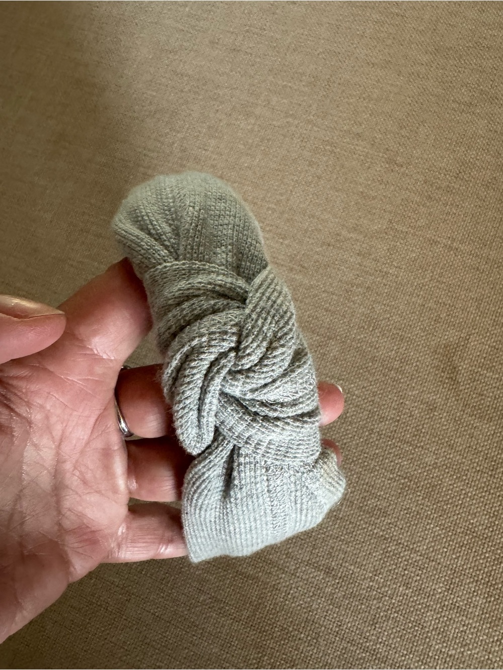 Knot-Twist Waffle Knit Headband in Light grey